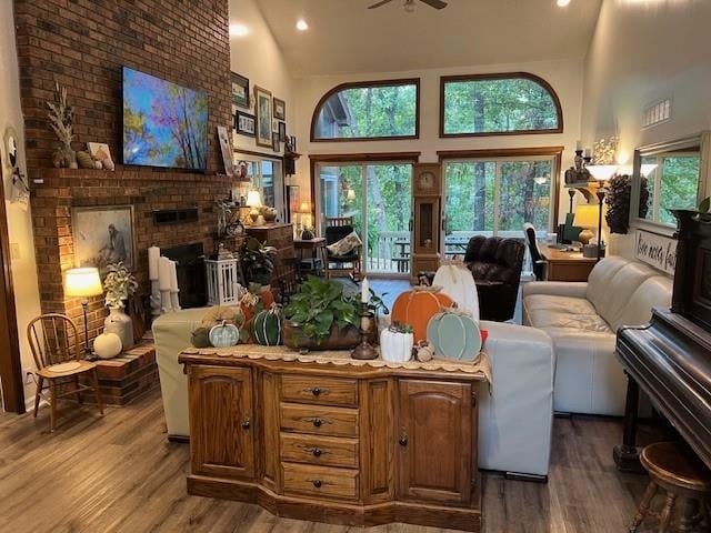 14690 Redcoat Rd, Nevada, MO 64772