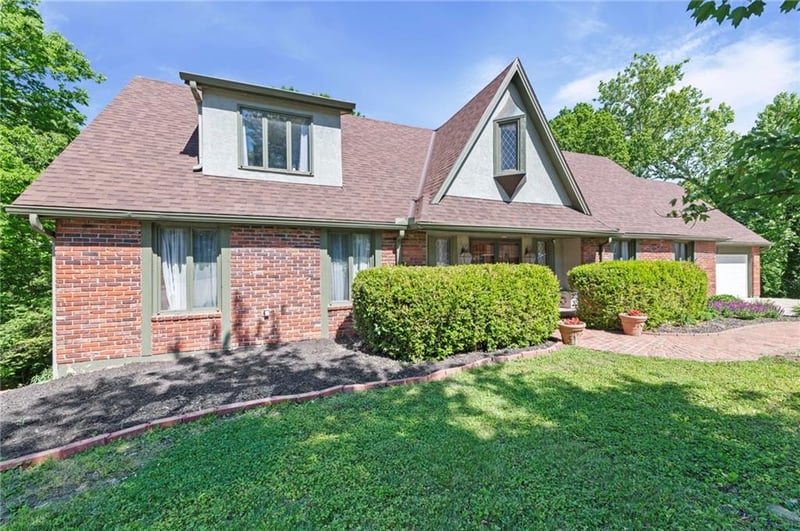 616 NW 42nd Ter, Kansas City, MO 64116