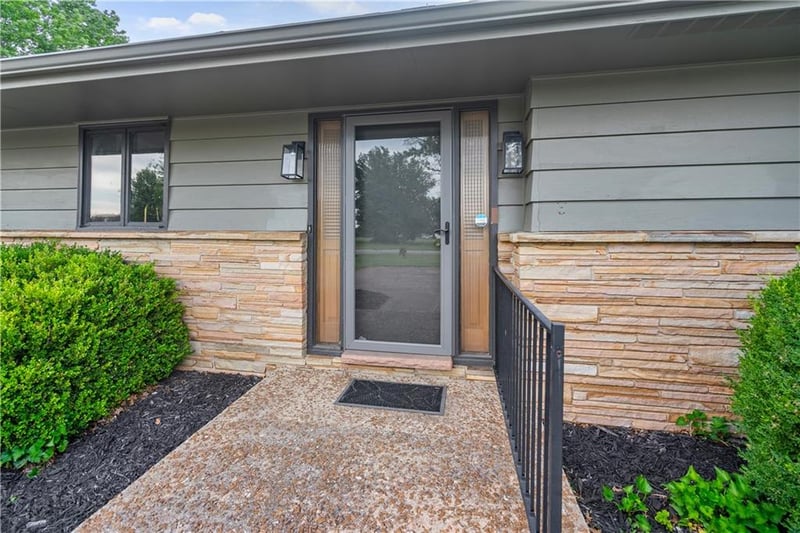 515 Barton Ave, Parsons, KS 67357