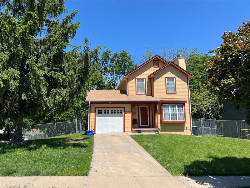 1300 41st St, Kansas City, MO 64110