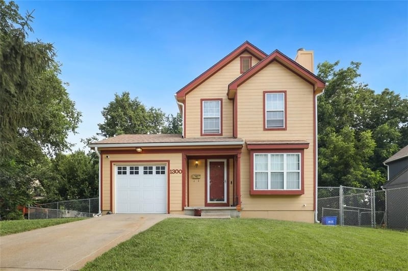 1300 41st St, Kansas City, MO 64110