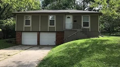 10401 Sycamore Ave, Kansas City, MO 64134