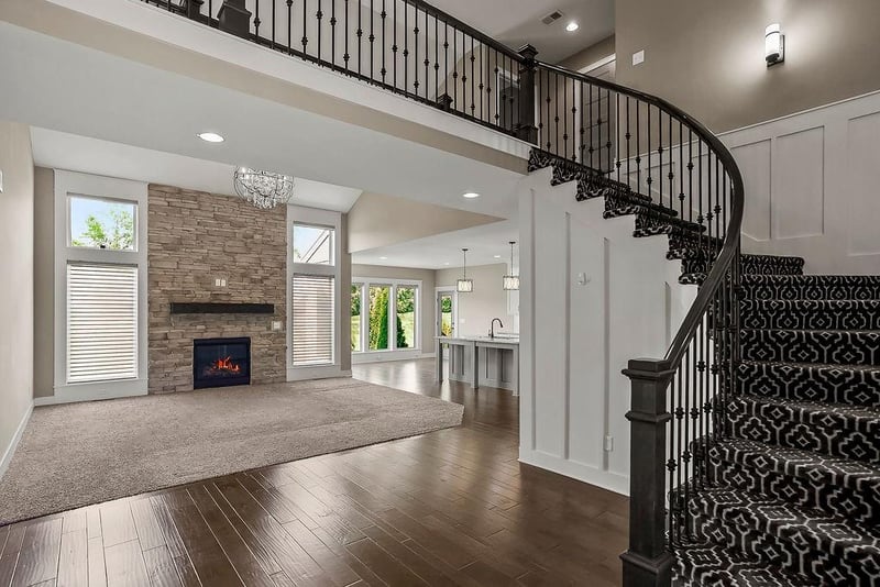 194 SW Roosevelt Rg, Lee's Summit, MO 64081