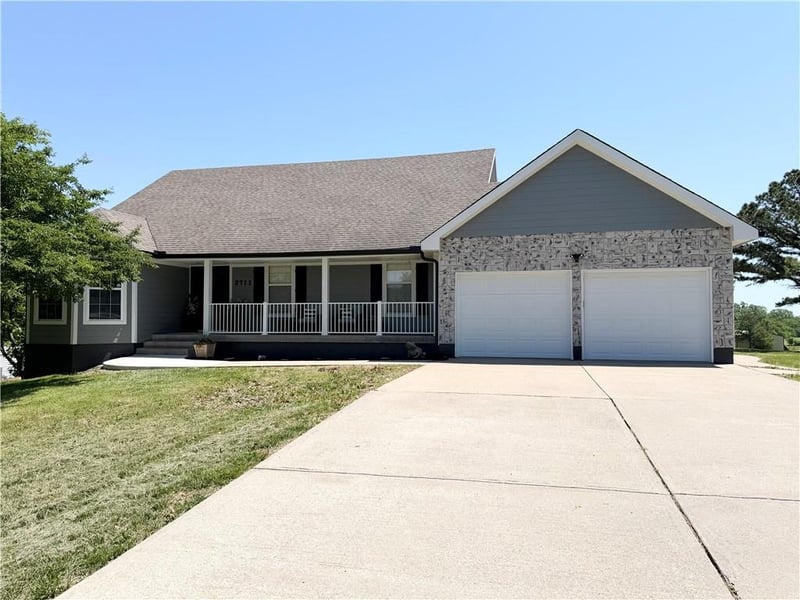 3711 Rust Rd, Grain Valley, MO 64029