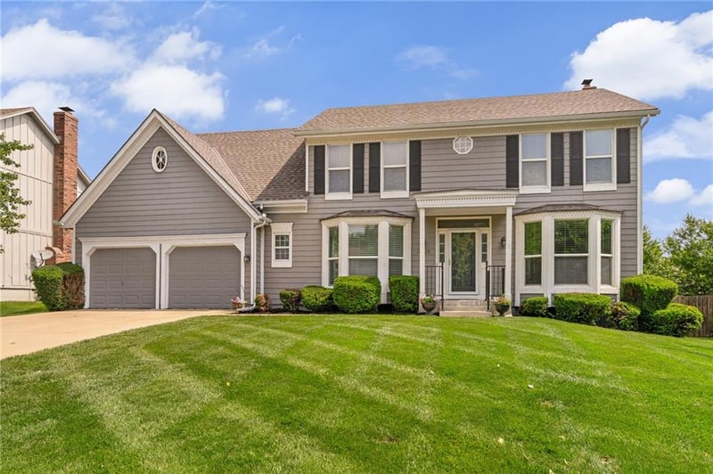 10329 Ballentine St, Overland Park, KS 66214
