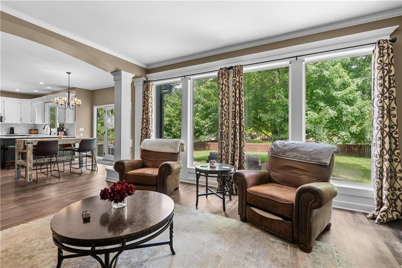 5717 NE Coral Dr, Lee's Summit, MO 64064