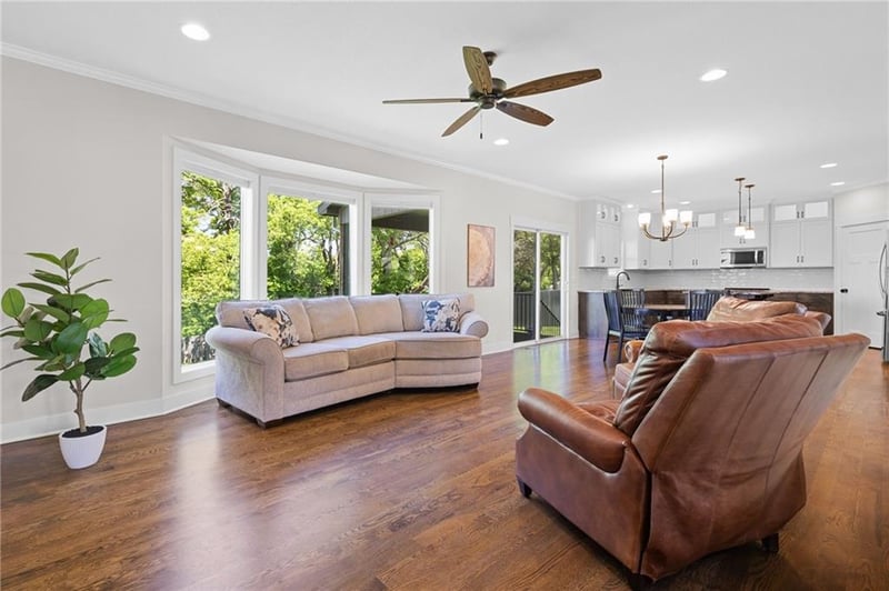2362 River Trail Rd, Lee's Summit, MO 64082