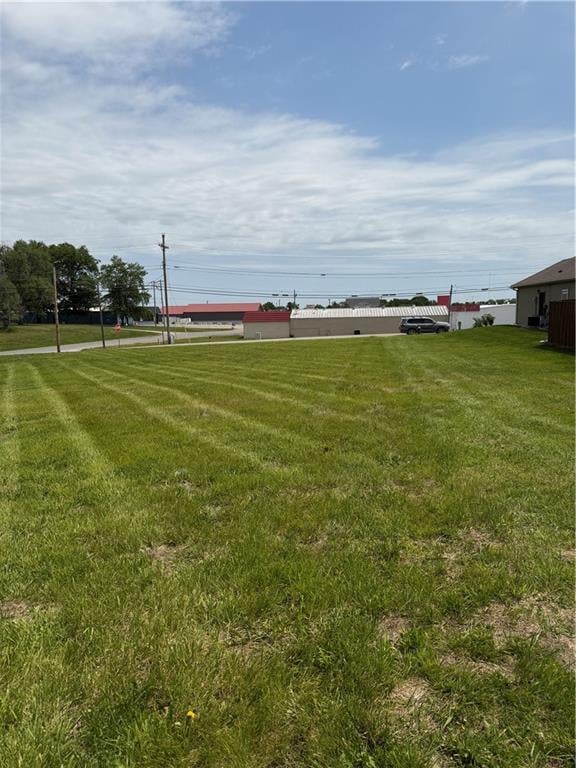 1910 Howenstein St, Cameron, MO 64429