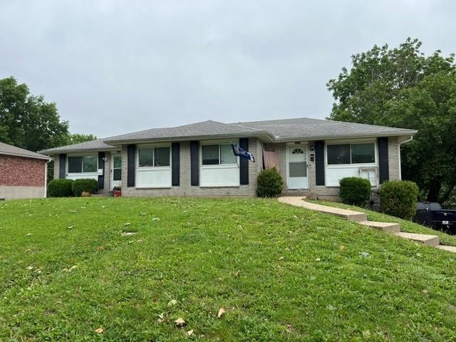 5613-5615 Strathbury Ave, Kansas City, MO 64151