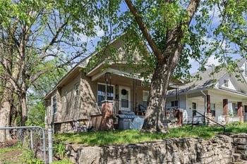 308 N Lawndale Ave, Kansas City, MO 64123