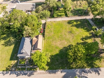 1211 Armstrong Ave, Kansas City, KS 66102