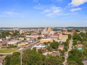 1211 Armstrong Ave, Kansas City, KS 66102