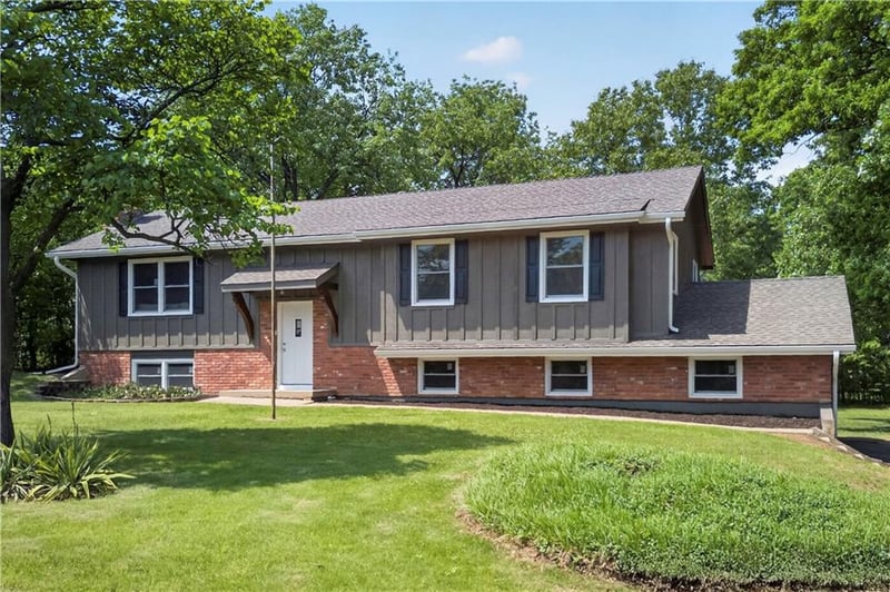 13516 71st St, Shawnee, KS 66216