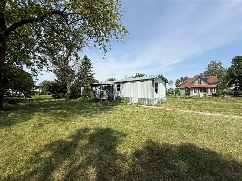 102 West St, Powhattan, KS 66527