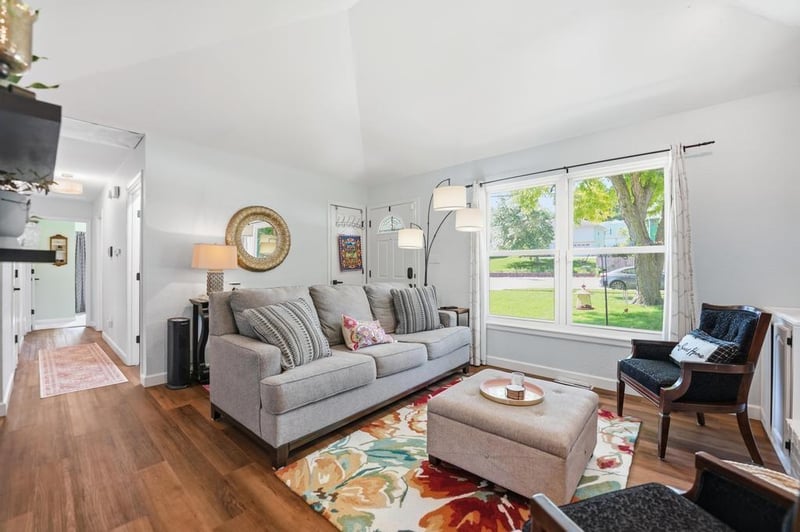 19304 R D Mize Rd, Independence, MO 64057