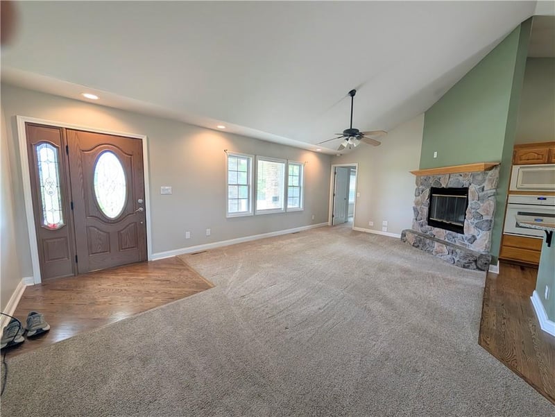 470 850 Rd, Chilhowee, MO 64733