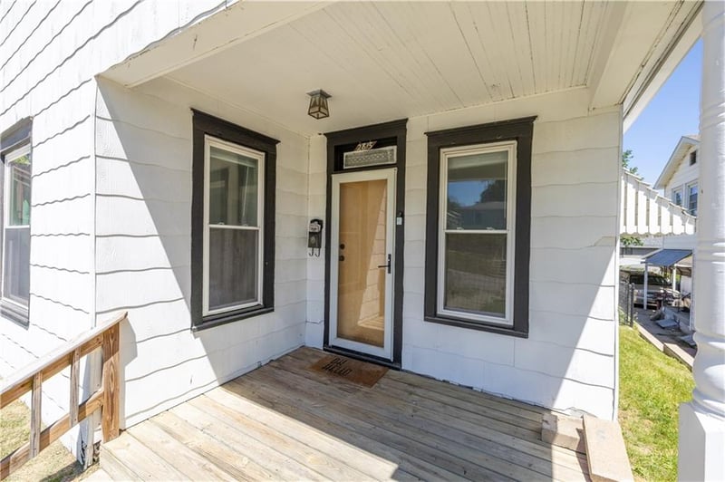 2815 Penn St, St Joseph, MO 64507