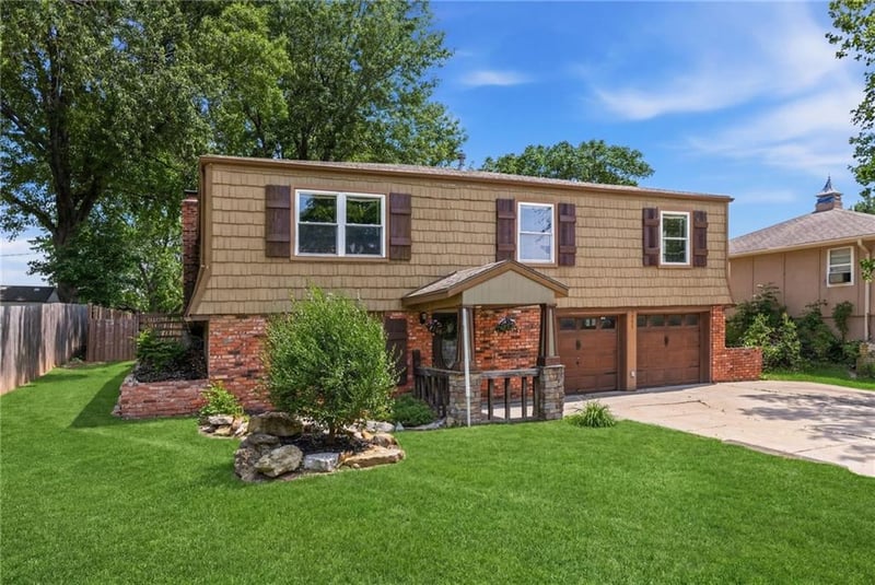 5905 Denver Ave, Kansas City, MO 64119