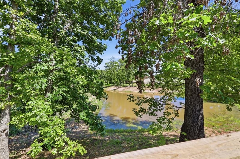 11015 Rt 7 Hw, Clinton, MO 64735