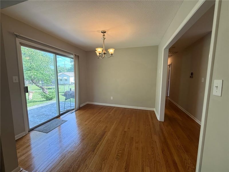 7413 Hedges Ave, Raytown, MO 64133