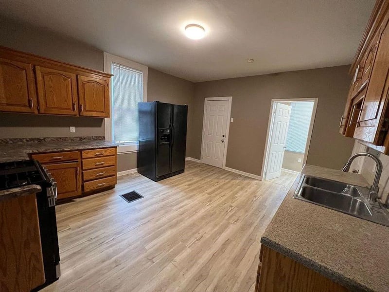 3217 Thompson Ave, Kansas City, MO 64124
