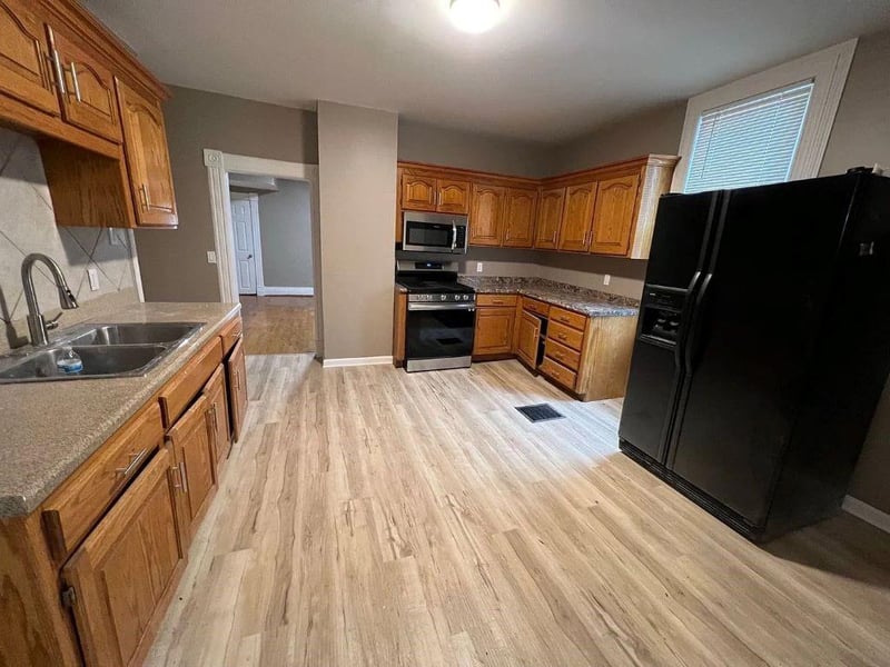 3217 Thompson Ave, Kansas City, MO 64124