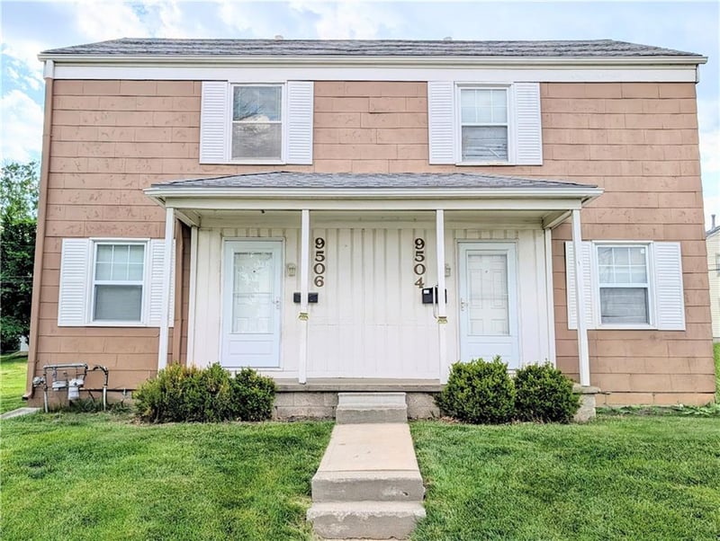 9504 Harrison St, Kansas City, MO 64131