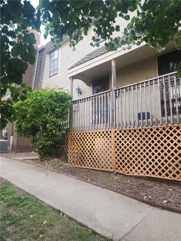 111 Bannister Rd #2, Kansas City, MO 64114
