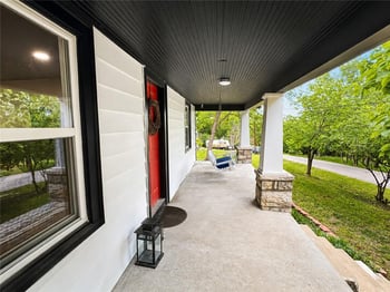 9214 Chestnut Ave, Kansas City, MO 64132
