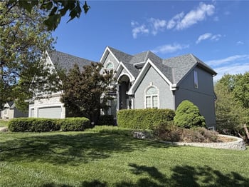 7822 Hull Ave, Kansas City, MO 64151