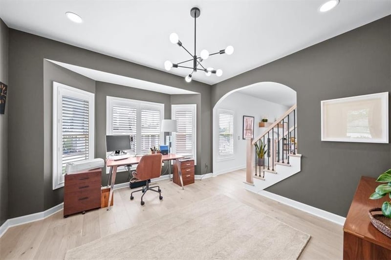 3506 Woodland Pointe Dr, St Joseph, MO 64506