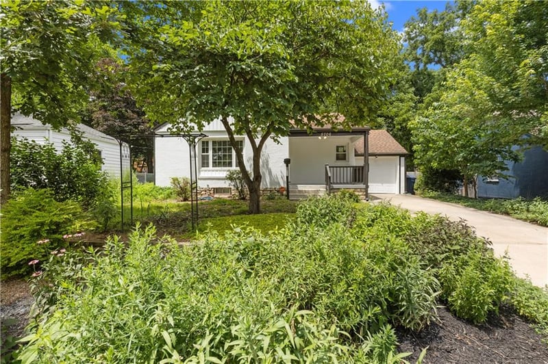 5706 Walmer St, Mission, KS 66202