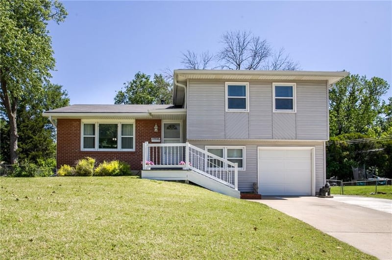 10609 Askew Ave, Kansas City, MO 64137