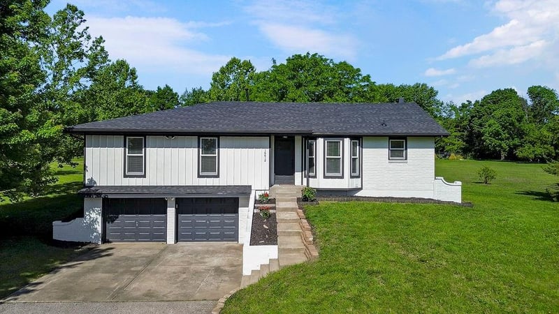 16612 Kentucky Rd, Belton, MO 64012