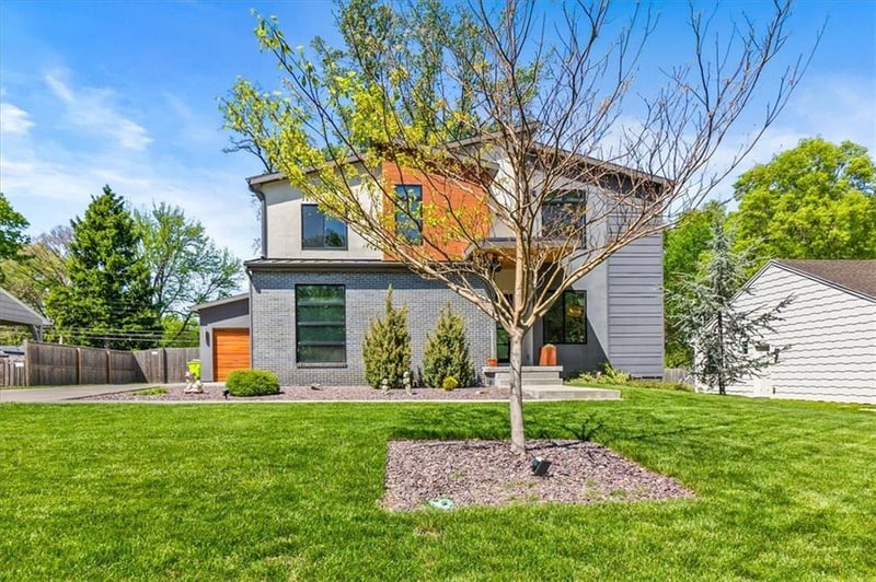 4706 W 65th Ter, Prairie Village, KS 66208