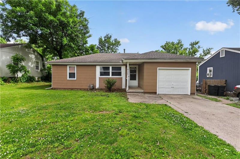 6129 Georgia Ave, Kansas City, KS 66104