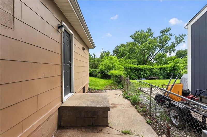 6129 Georgia Ave, Kansas City, KS 66104