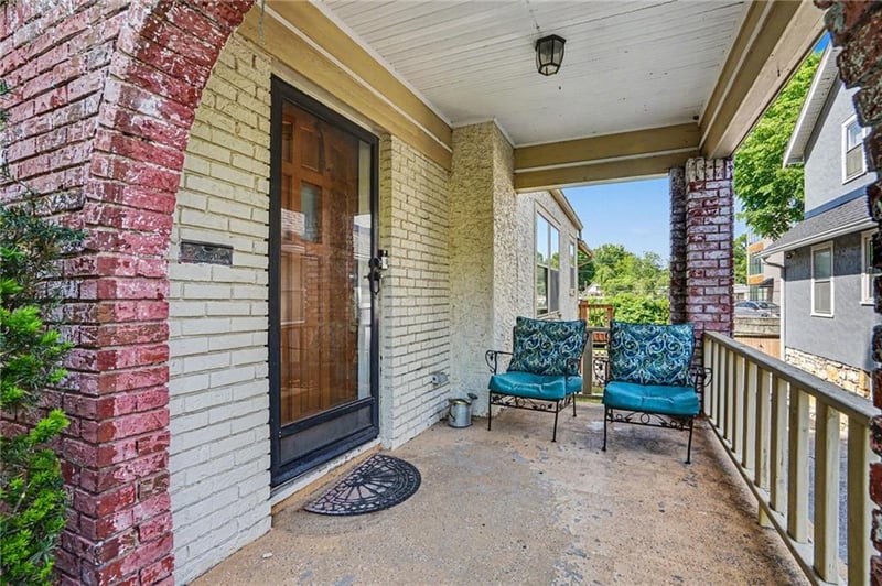 728 63rd Ter, Kansas City, MO 64110