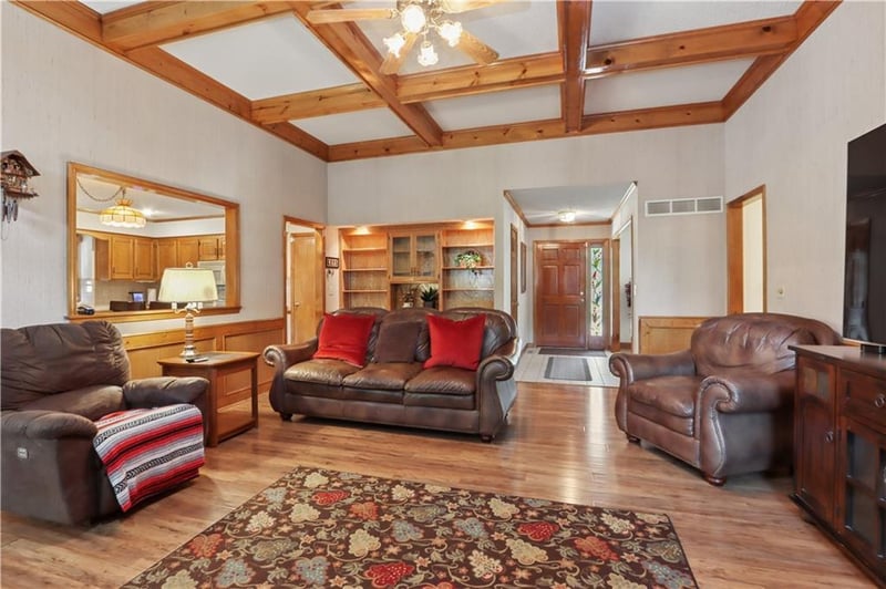 12428 Lamar Ave, Leawood, KS 66209