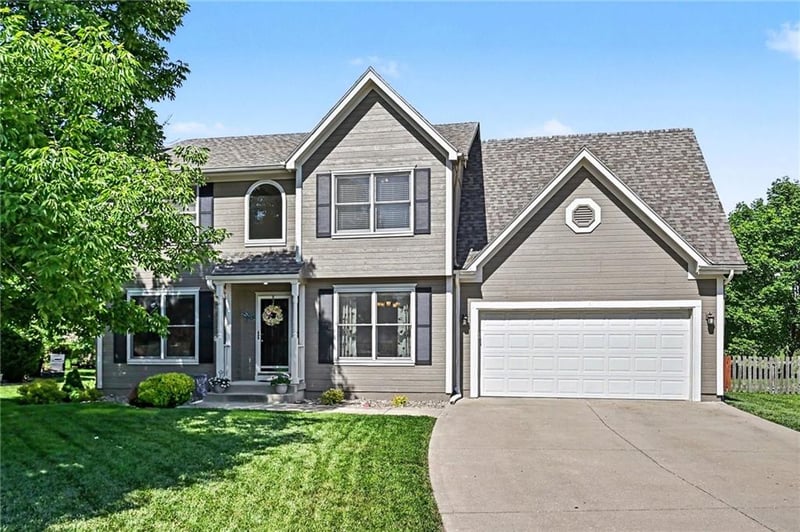 7523 N Skiles Ct, Kansas City, MO 64158
