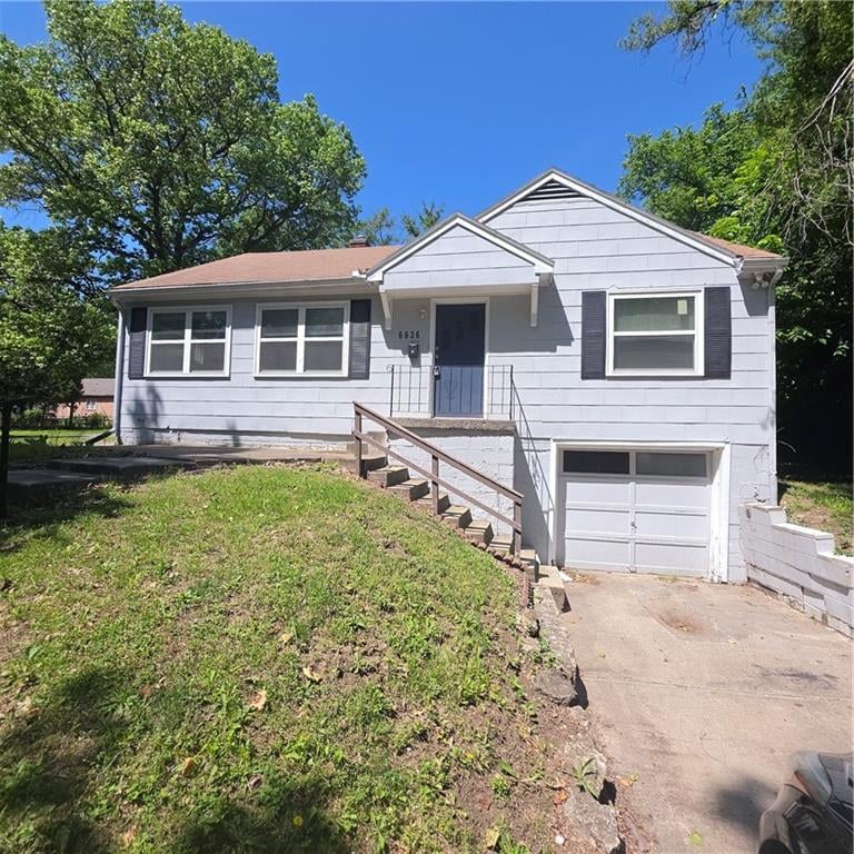6636 Flora Ave, Kansas City, MO 64131