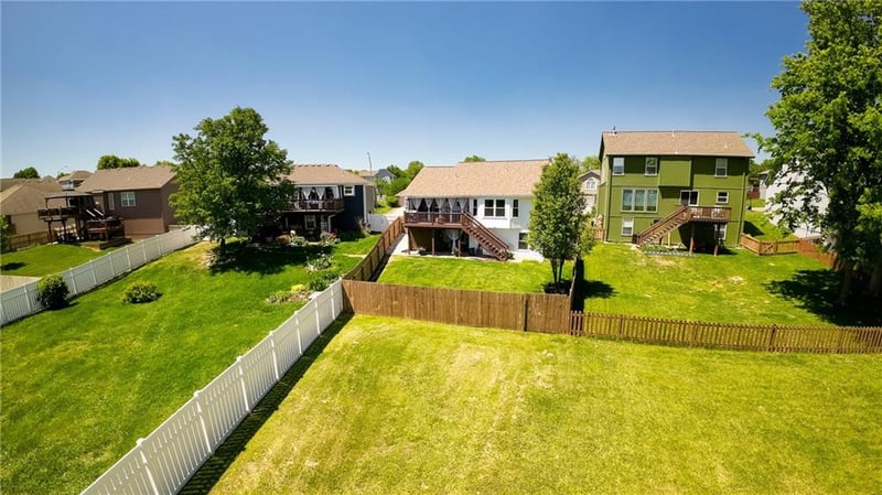 713 Cloverdale Ave, Independence, MO 64056