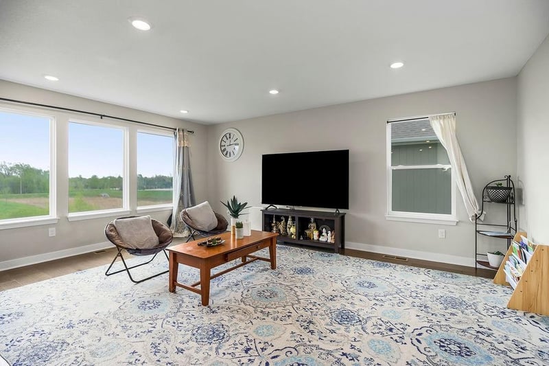3813 Maryville Pl, Lee's Summit, MO 64082