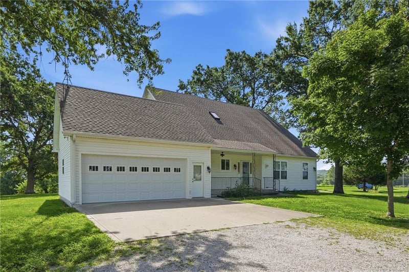 20958 Stranger Rd, Leavenworth, KS 66048