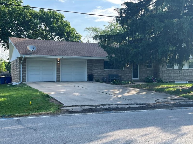1222 Nashua Rd, Liberty, MO 64068