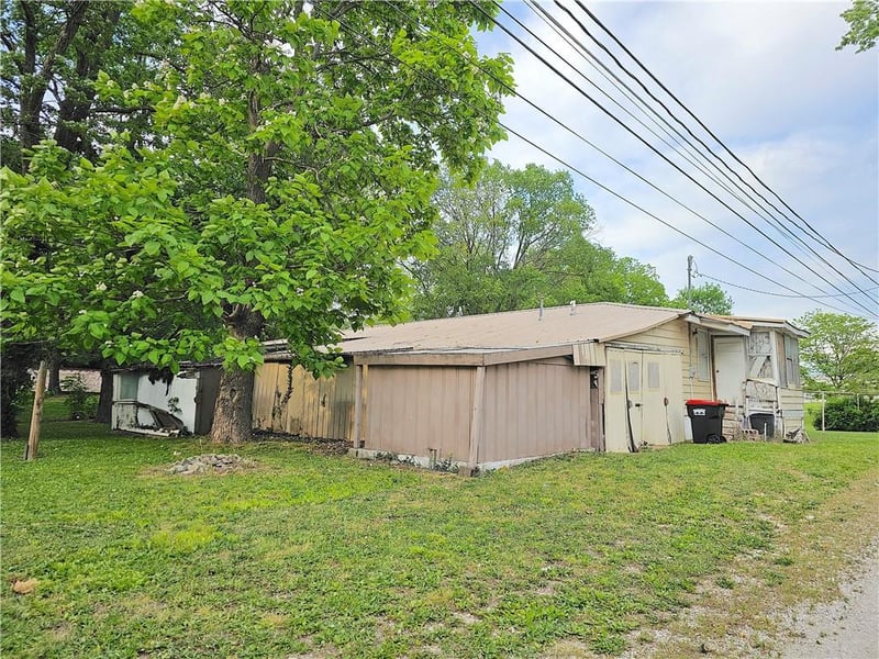 428 5th Ave, Garnett, KS 66032