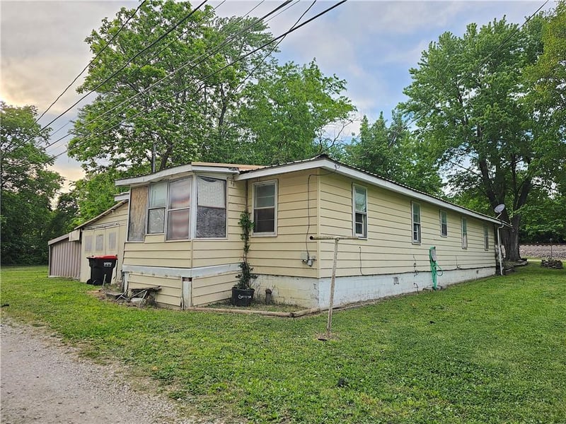 428 5th Ave, Garnett, KS 66032