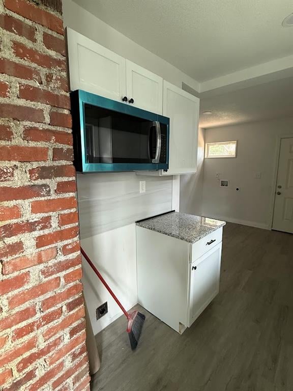 6825 Benton Ave, Kansas City, MO 64132