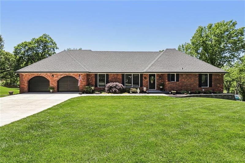 12343 Merion Dr, Kansas City, KS 66109