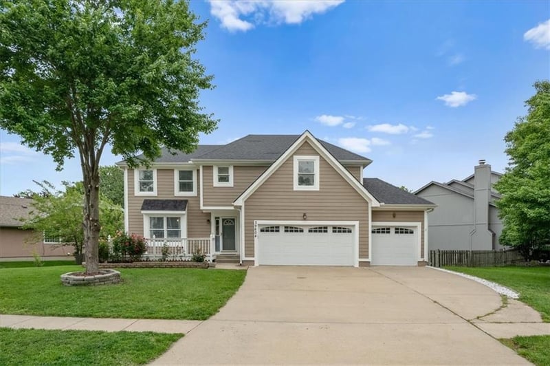 29604 185th St, Gardner, KS 66030